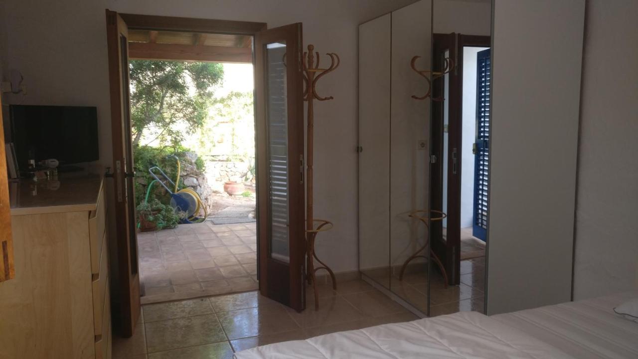 Can Xica San José المظهر الخارجي الصورة